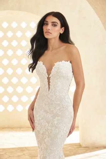 Paloma Blanca Style 5009 | Dress + Sleeves | Paloma Blanca #3 default Natural with Natural Lining thumbnail