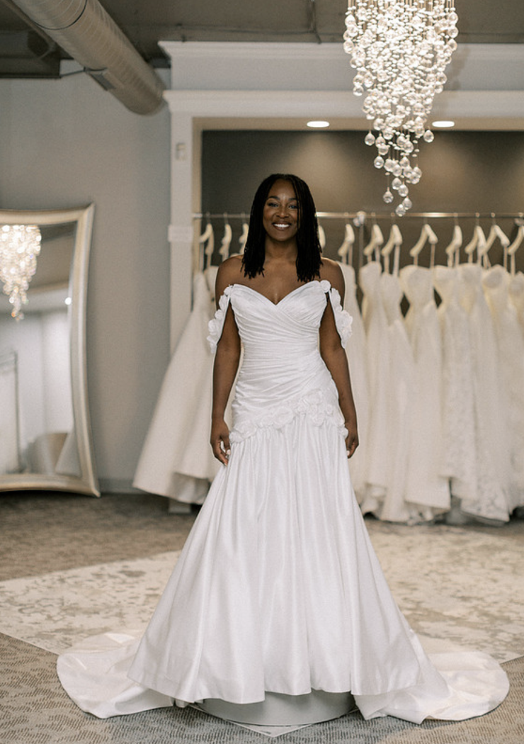 Bridal | White Dress Off the Rack Bridal | White Dress Off the Rack
